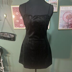 Urban Outfitters Black Textured Dress Size S 😻